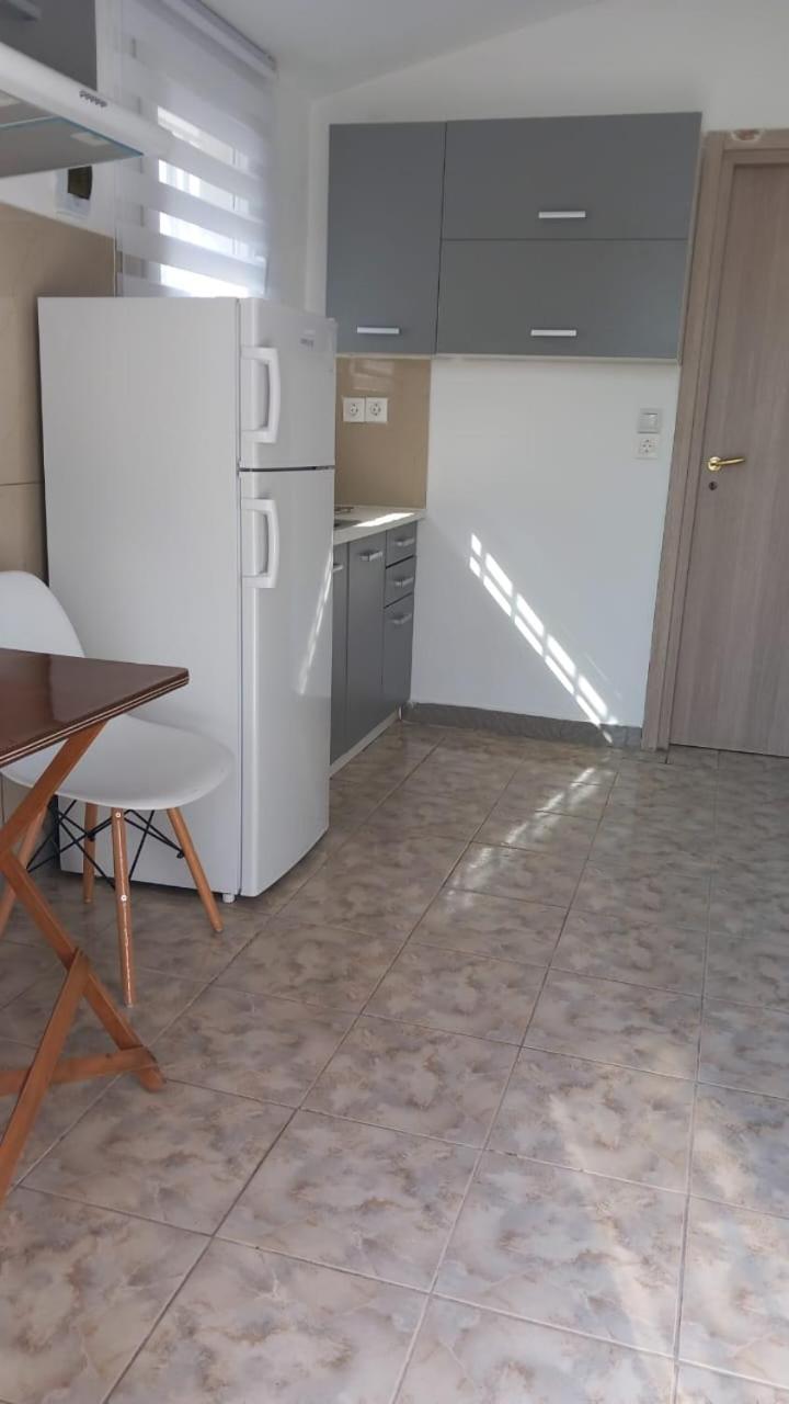 Marjo House Apartment Артемида Екстериор снимка